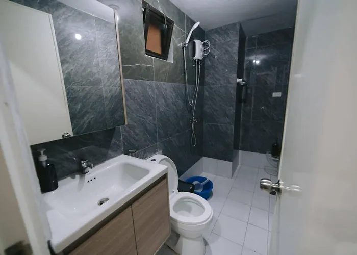 Merry's House In Mactan Cebu Apartment