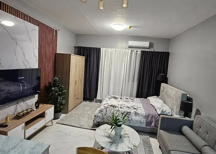 Merry's House In Mactan Cebu Apartment *